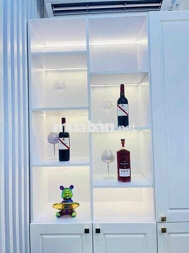 Cần sang gấp hợp đồng thuê Topaz Aeon mall 2pn full nộithất xịn