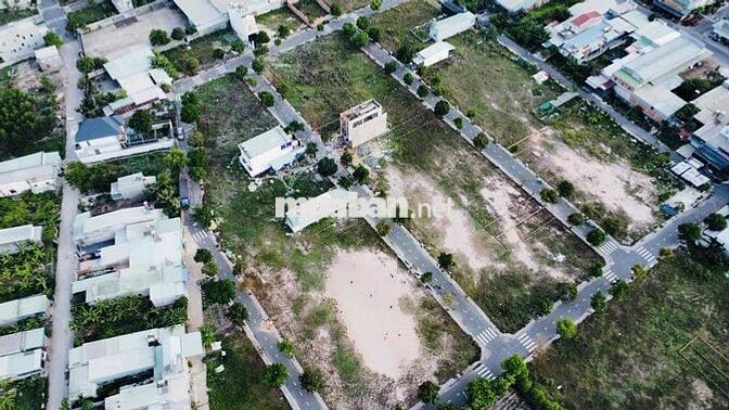 Lô đất KDC mặt tiền Phùng Hưng _ An Viễn