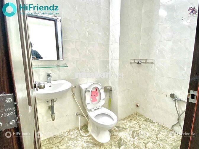 Căn hộ ban công, sạch sẻ , thoáng mát, gần Bến Xe Quận 8