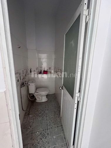 NHÀ DÂN XÂY CỰC KÝ CHẮC CHẮN 800TR NGAY CHỢ 4X13M