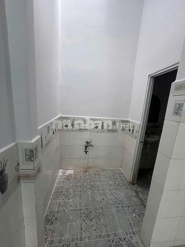 NHÀ DÂN XÂY CỰC KÝ CHẮC CHẮN 800TR NGAY CHỢ 4X13M
