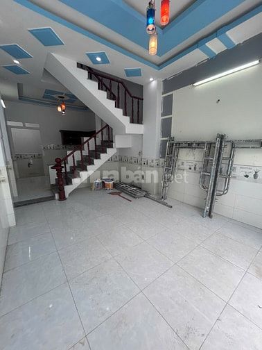 NHÀ DÂN XÂY CỰC KÝ CHẮC CHẮN 800TR NGAY CHỢ 4X13M