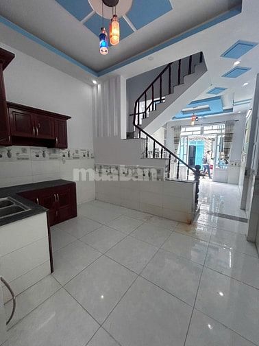 NHÀ DÂN XÂY CỰC KÝ CHẮC CHẮN 800TR NGAY CHỢ 4X13M