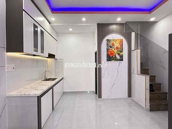 Giảm Sốc 500tr còn 4 ty 8  Nhà Mặt Tiền gần chợ gò vấp-:4x8m- 2tầng.-