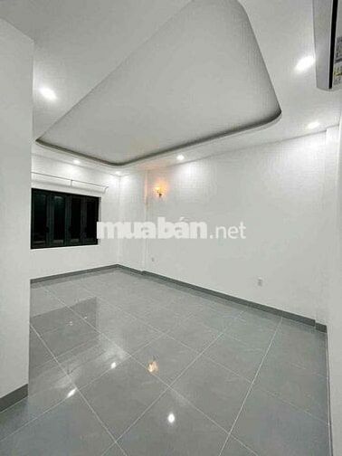 nhà 1 trệt 2 lầu gần bên xe TÂN ĐÔNG HIỆP,VSIP1,đầy đủ nội thất 80m2