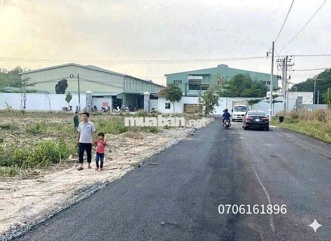 CHỦ CẦN TIỀN BÁN GẤP MẢNH ĐẤT 1000m2