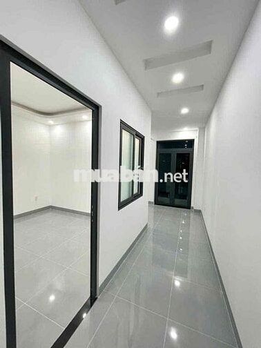 nhà 1 trệt 2 lầu gần bên xe TÂN ĐÔNG HIỆP,VSIP1,đầy đủ nội thất 80m2