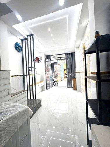 BÁN NHÀ GÒ VẤP MẶT TIỀN KINH DOANH BUÔN BÁN, THÍCH HỢP LÀM SPA...
