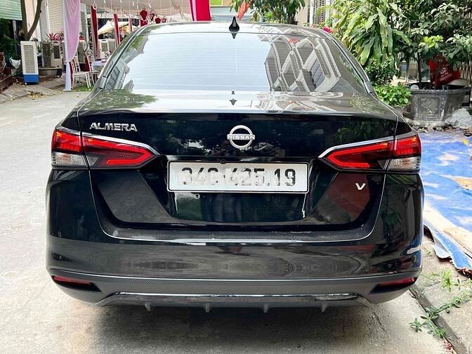 Nissan Almera V 2024 - giá êm vẫn thoả thuận