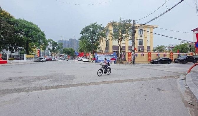 ĐẤT MẶT PHỐ - PHÚ THƯỢNG – KHU DÂN CƯ ĐÔNG ĐÚC – KINH DOANH ĐA DẠNG.