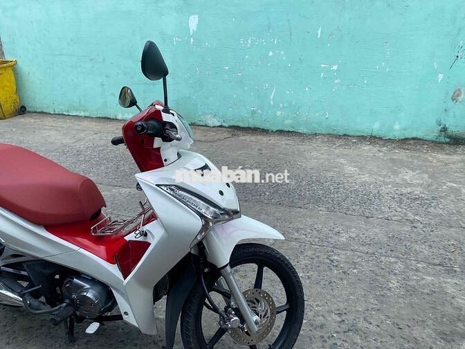 Honda Wave 125i Trắng Đỏ