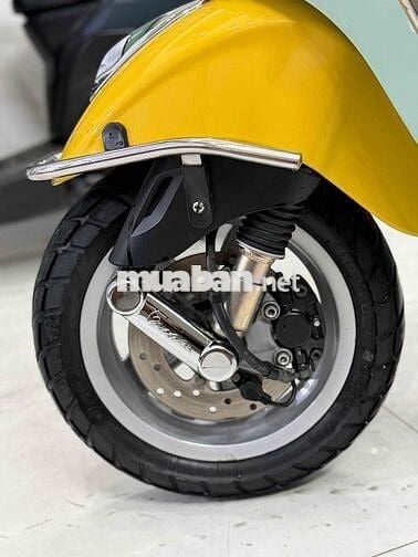 Piaggio Vespa Primavera Xanh ngọc