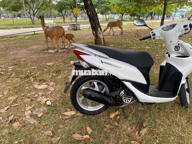 Honda Vision màu Trắng