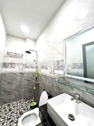 Cho thuê nhà HXH 339/6A Lê Văn Sỹ P.13 Q.3 thông ra Trường Sa