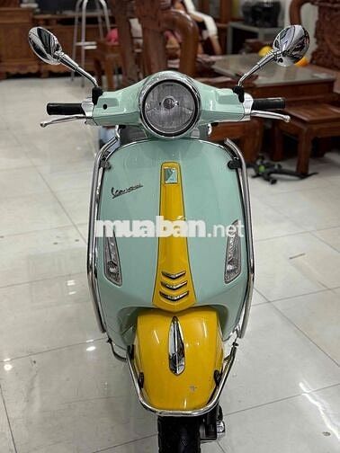 Piaggio Vespa Primavera Xanh ngọc