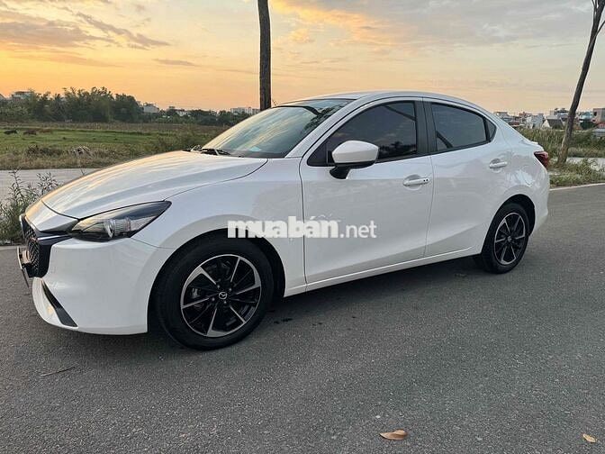 Mazda 2 đi 6000km 2024 đăng kí 2025