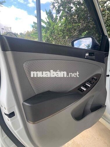 Hyundai Accent Blue 2015 Trắng 69000 km