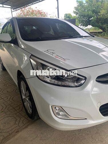 Hyundai Accent Blue 2015 Trắng 69000 km