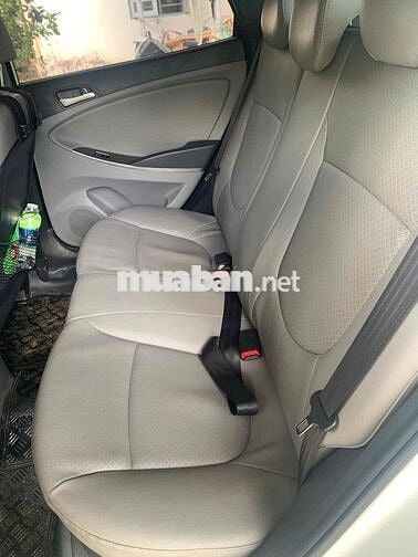 Hyundai Accent Blue 2015 Trắng 69000 km