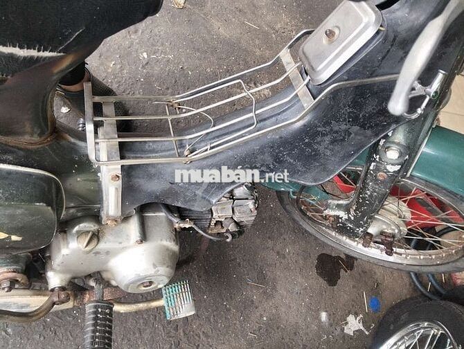 Honda Super Cub Xanh rêu