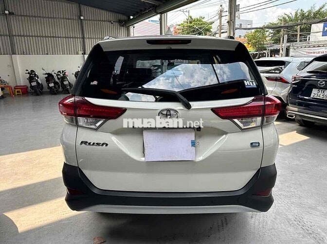 Toyota Rush 2018 AT odo 96.000km