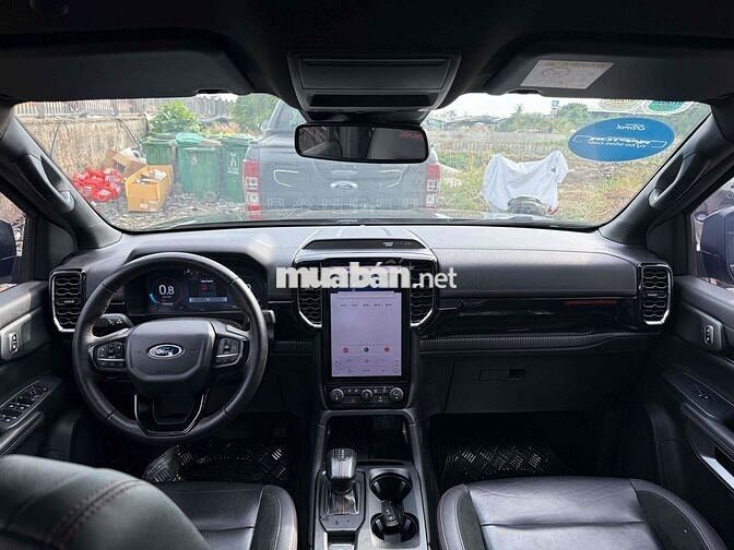 Ford Ranger Stormtrak SX 2024 Đen 31.000km