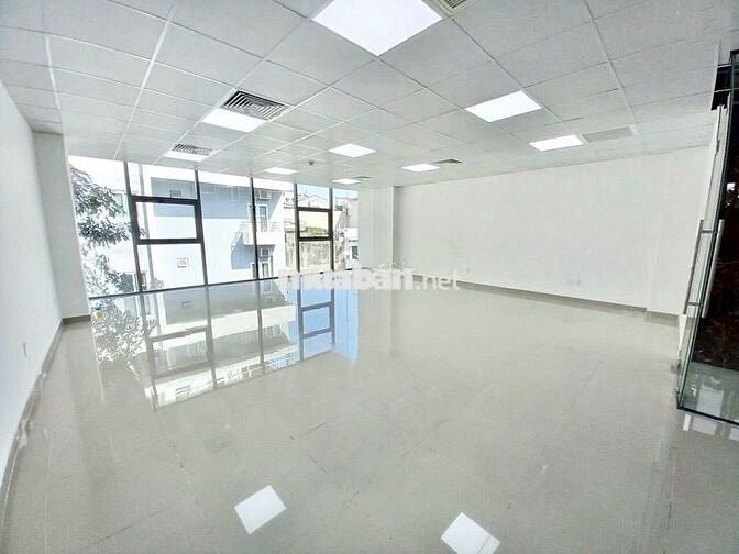 TÒA NHÀ  MT THÍCH MINH NGUYỆT_8x20m, HẦM TRỆT 4 LẦU SUỐT, THANG MÁY