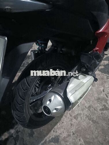 Yamaha Luvias FI Đỏ đen