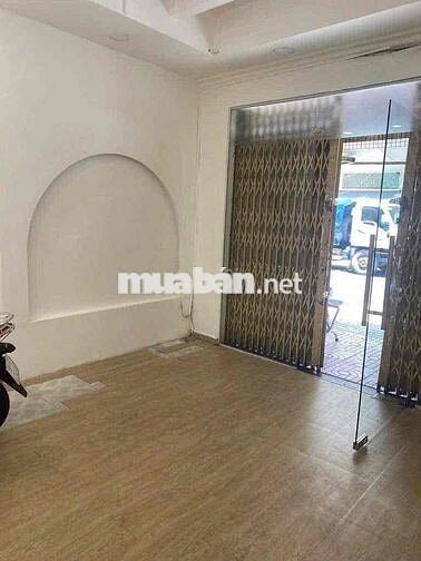 Nhà Cho Thuê Mặt Tiền Nguyễn Duy Dương Quận 5 48M2 3 Tầng - 35 triệu