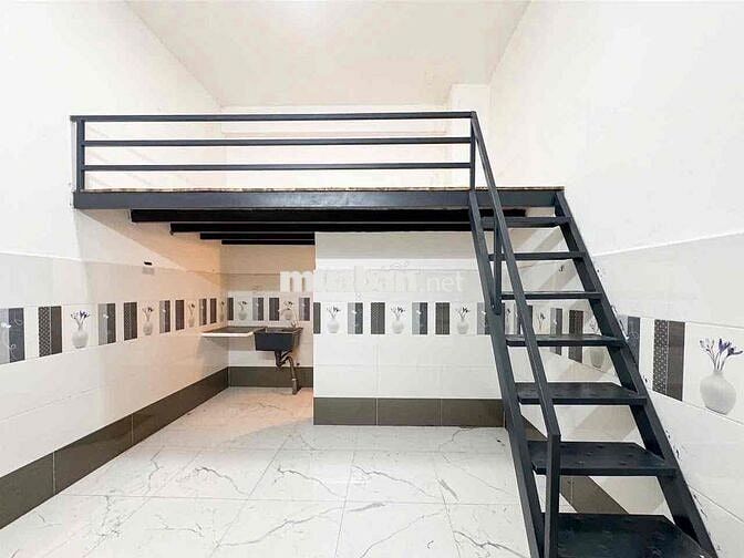 Cho Thuê Phòng Duplex Giá Rẻ Ngay Aeon Mall Tân Phú _ Có Thang Máy