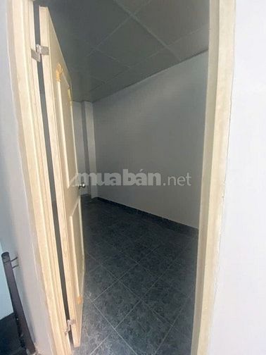 CHO THUÊ NHÀ HẺM 3M (BG) ĐOÀN VĂN BƠ, P.9, Q.4 8,5TR