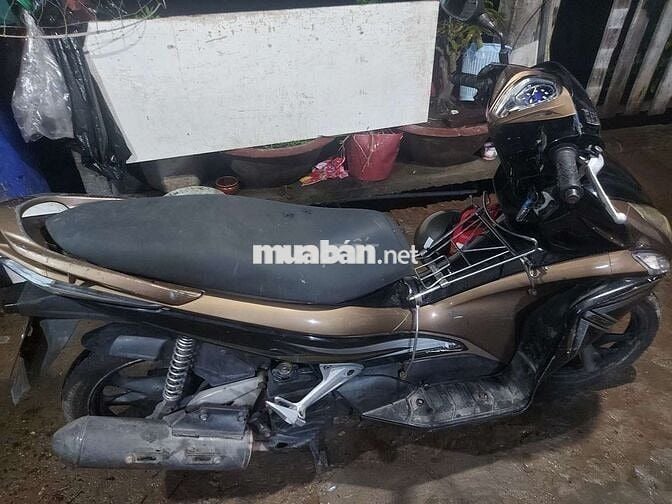 Honda Air Blade Đen nâu