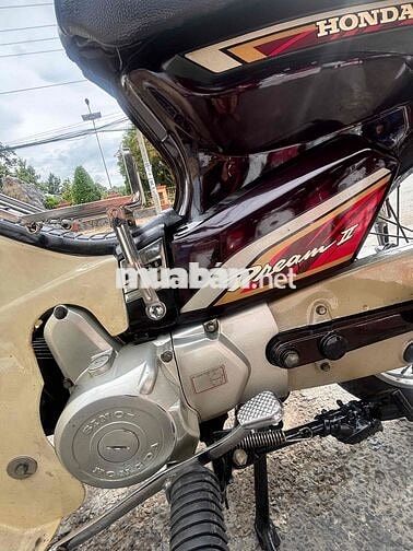 Honda Dream màu Nâu