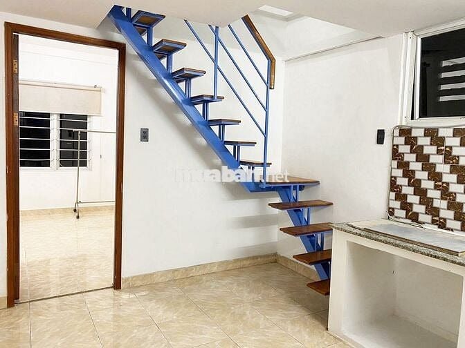 Bán căn hộ chung cư Lý Văn Phức, phường Tân Định, Quận 1. Giá rẻ