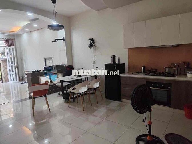 Biệt Thự kdc Bình Phú có Hầm 5pn