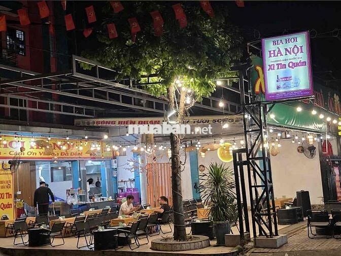 Bia hơi Xì Tin cần tuyển nv phục vụ