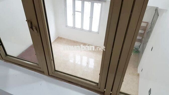 Bán căn hộ chung cư Lý Văn Phức, phường Tân Định, Quận 1. Giá rẻ