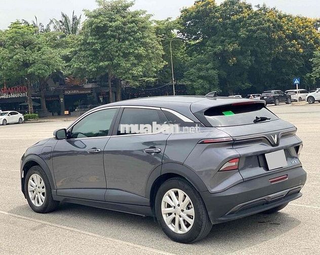 Xe điện VinFast VF6 Eco 2025 Xám