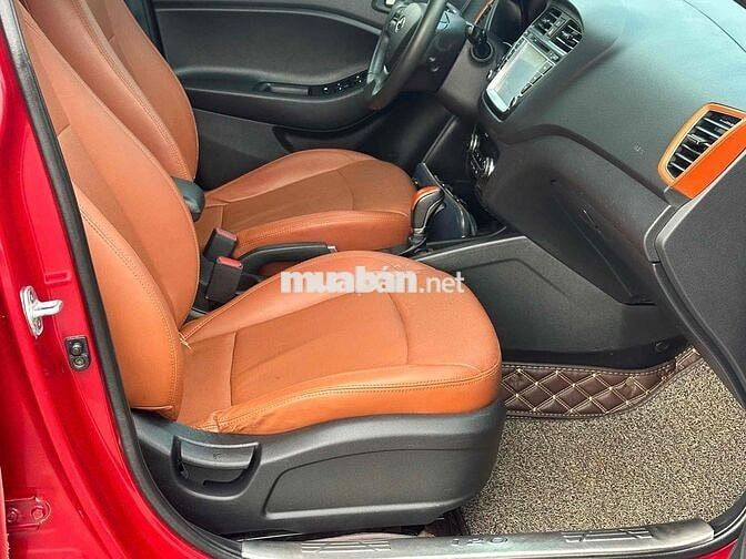 Hyundai i20 Active sx 2016 at bao zin bao chếch