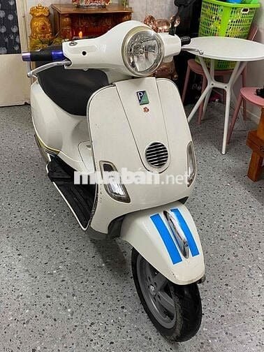 Piaggio Vespa màu Trắng