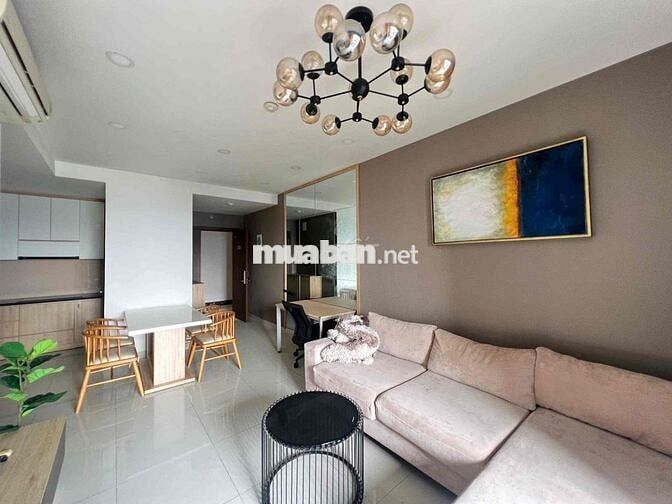Cho thuê căn hộ Saigon Royal 2pn nhà đẹp