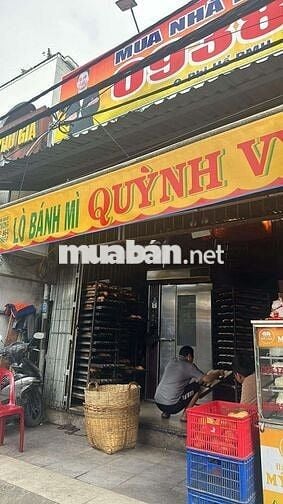 Tuyển 2 NV giao hàng xe máy