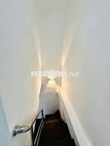 nhà đẹp vào ở liền ngay cầu Phú Xuân Huỳnh Tấn Phát