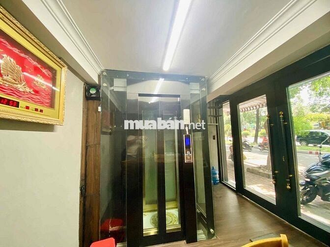 Mặt tiền Nguyễn Ái Quốc 4,7m mặt tiền, 2 mặt tiền, có thang máy