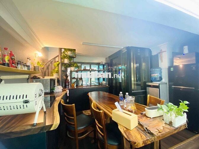 Mặt tiền Nguyễn Ái Quốc 4,7m mặt tiền, 2 mặt tiền, có thang máy