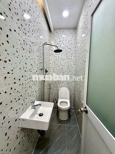 nhà đẹp vào ở liền ngay cầu Phú Xuân Huỳnh Tấn Phát