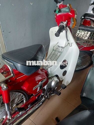 Honda DD70 màu Đỏ