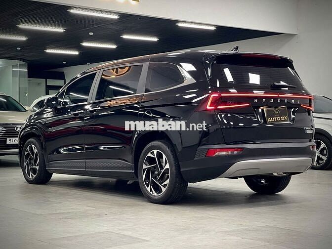 Hyundai Custin 2025 1.5T Cao Cấp Đen