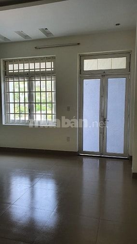 Nhà đất vị trí Trung tâm TP, 2 mặt đường Hàn Thuyên, giá đầu tư, để ở 