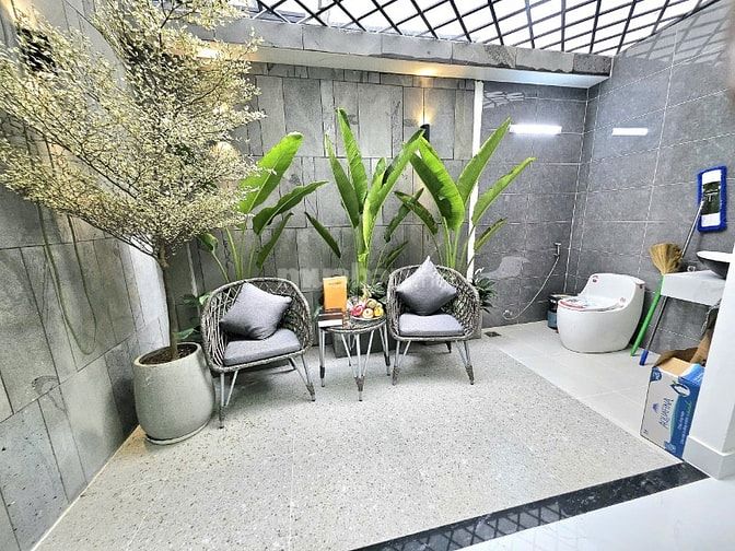 Siêu phẩm nhà phố 5 tầng hẻm 6m Nguyễn Văn Quá, Quận 12, 4,2x18m